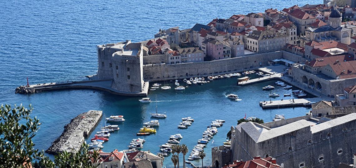 Gold, war and dragons Ranking the richest families in Game of Thrones