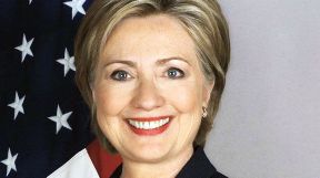 20190414_hillary_clinton_cedoc_g.jpg