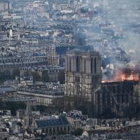 Las impactantes fotos del incendio a la catedral de Notre Dame