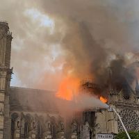 Las impactantes fotos del incendio a la catedral de Notre Dame