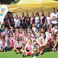 caras y pink soccer