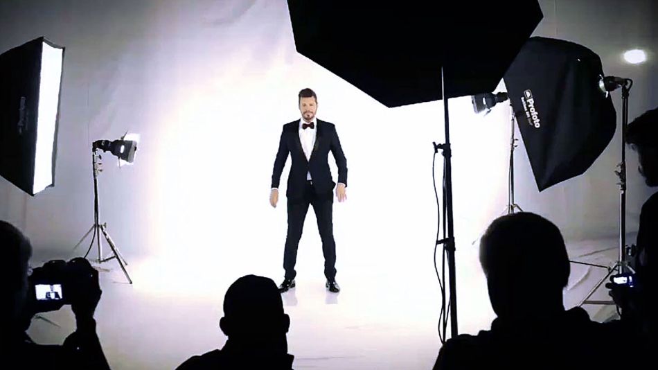 tinelli_backstage_laflia_g.jpg
