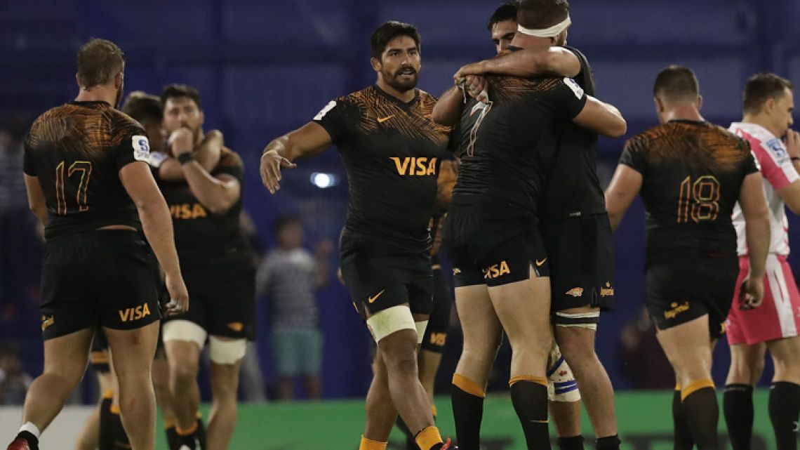 Jaguares players celebrate after wining 20-15 to Australia's Brumbies during their Super Rugby match at José Amalfitani stadium.  