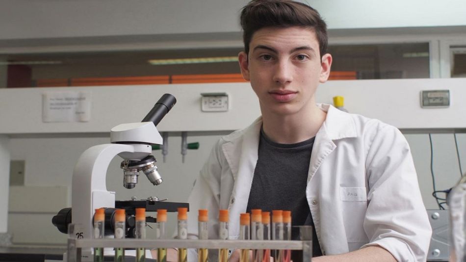Jerónimo Batista Bucher, joven científico argentino.