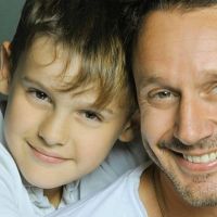 Benja Vicuña y su hijo Bautista.