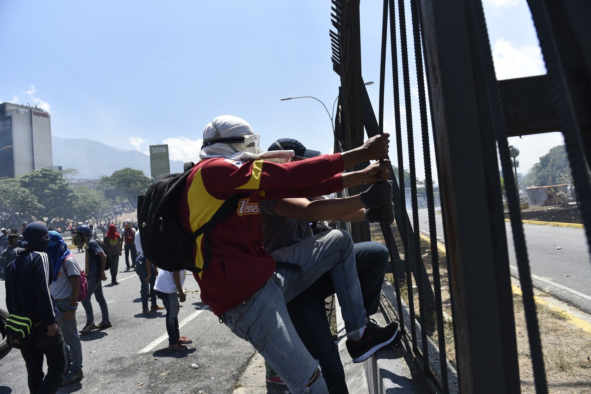 Venezuela's Guaido Claims Military Support to Take Power