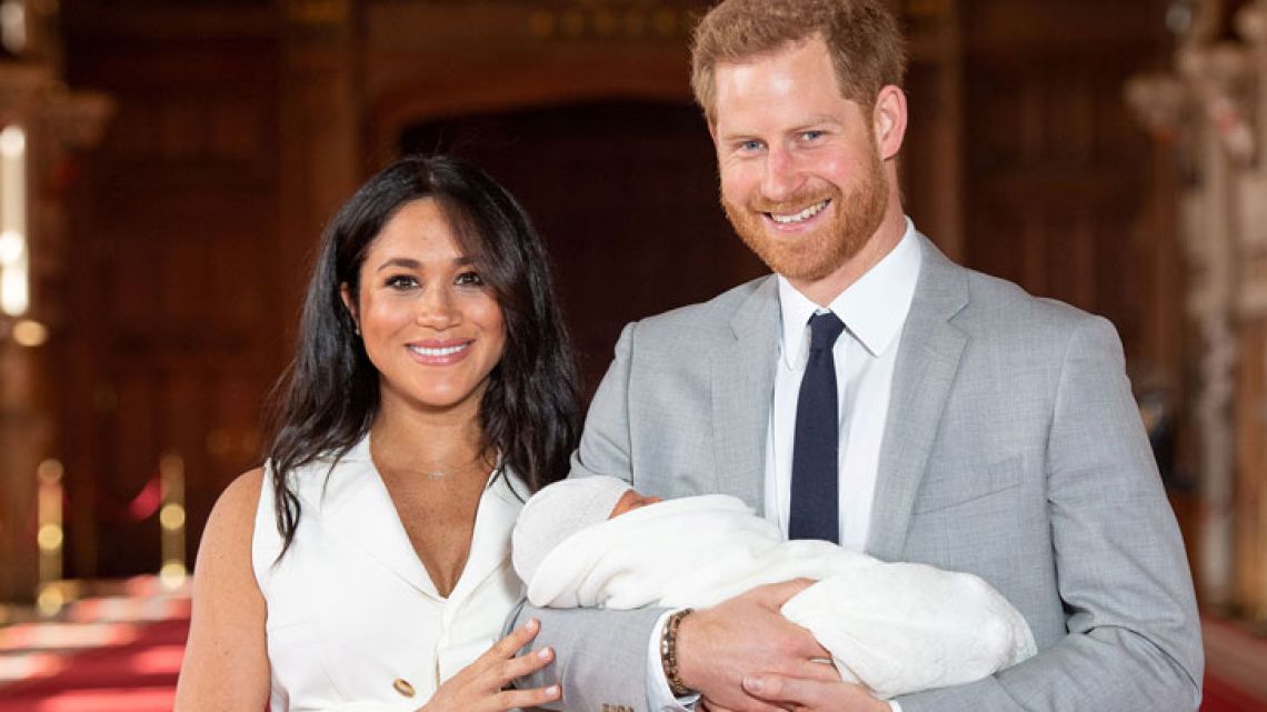 001-harry-meghan-merkle-bebe5