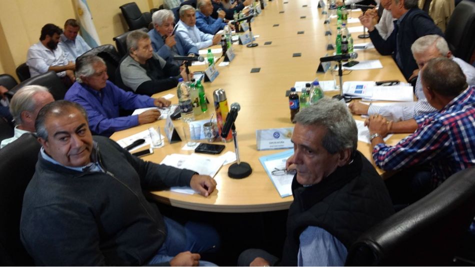 La CGT discutirá este lunes la situación en una cumbre de "mesa chica"