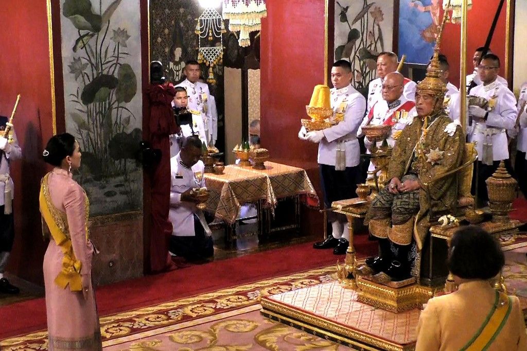 Escenas de la coronación del rey Vajiralongkorn de Tailandia, el sábado 4 y domingo 5 de mayo, ceremonias que costaron 31 millones de dólares.
