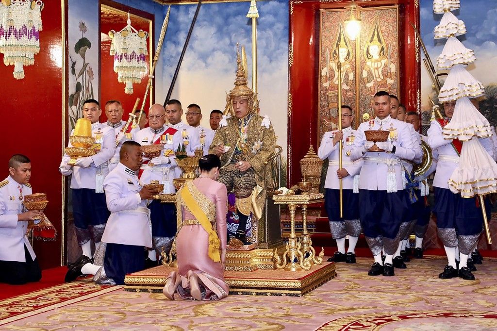 Escenas de la coronación del rey Vajiralongkorn de Tailandia, el sábado 4 y domingo 5 de mayo, ceremonias que costaron 31 millones de dólares.
