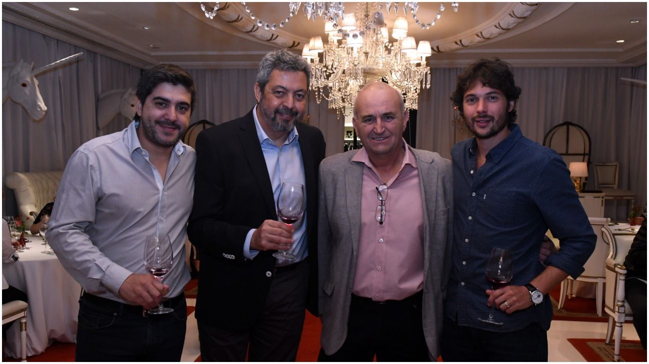 Eduardo Zerr de Luigi Bosca junto a Agustino Fontevecchia, Gonzalo Muruaga y Nacho Gauna