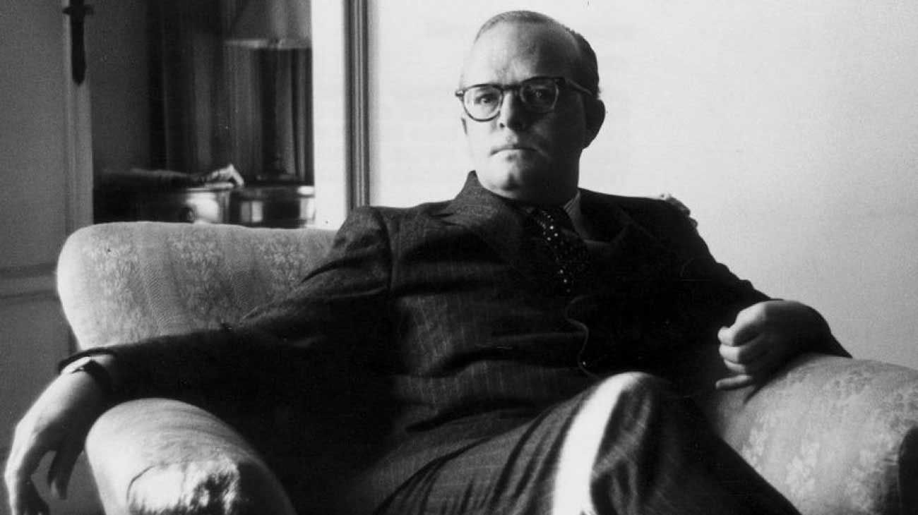 Truman Capote (1924-1984), periodista y escritor estadounidense, autor de la novela documental A sangre fría (1966)