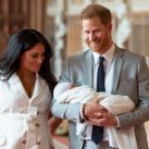 El Principe Harry y Meghan Markle presentaron al bebé