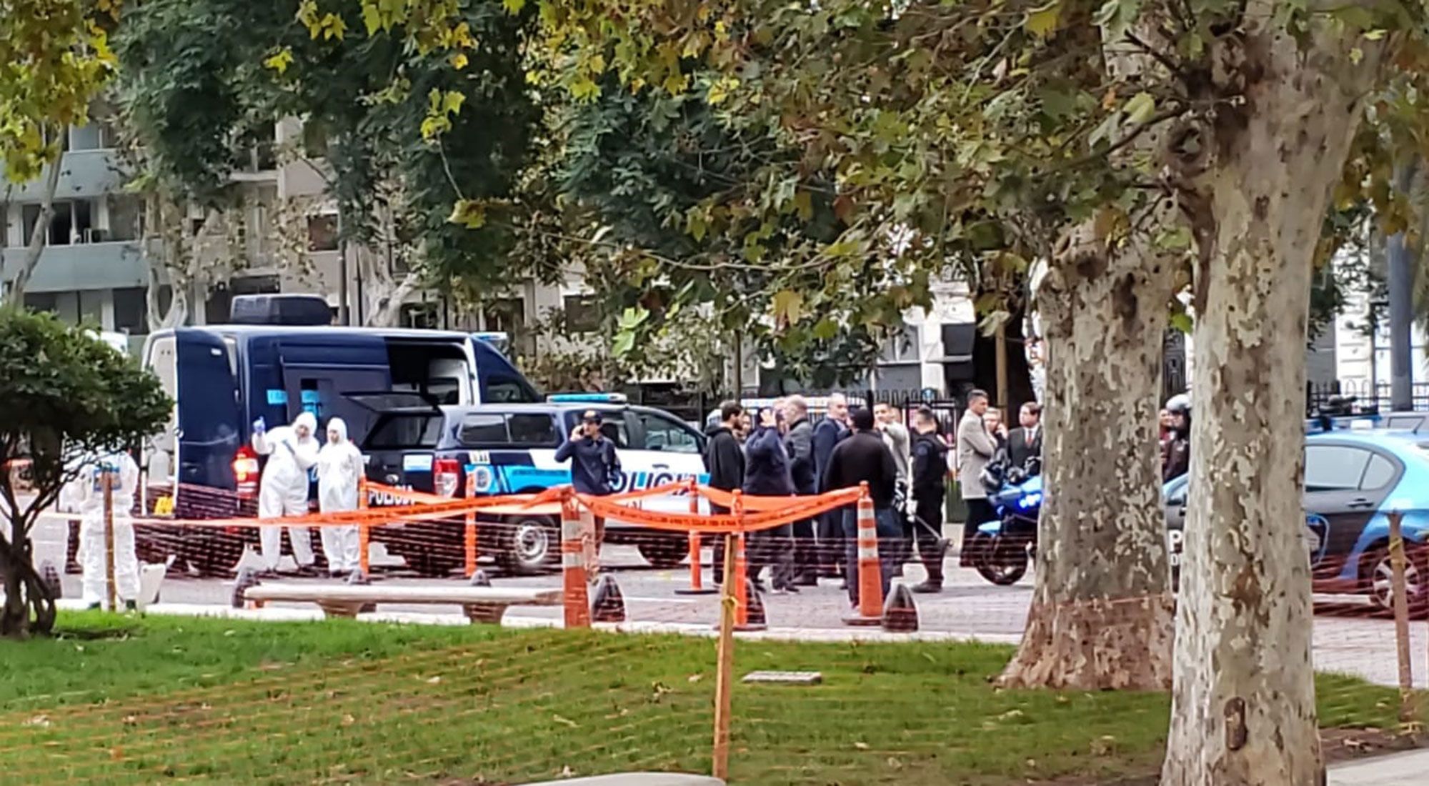 Héctor Olivares caminaba por Rivadavia al 1600 al momento del ataque.