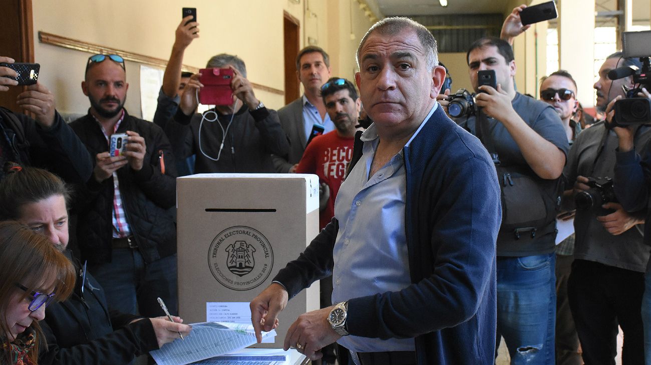 Luis Juez a sus fiscales: "Les ruego que no se levanten de las mesas"