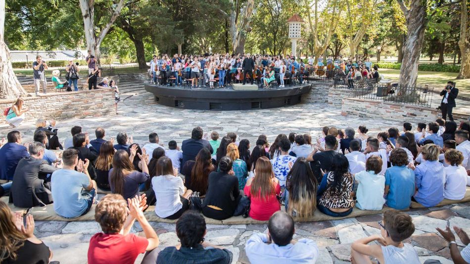 Orquesta infanto juvenil