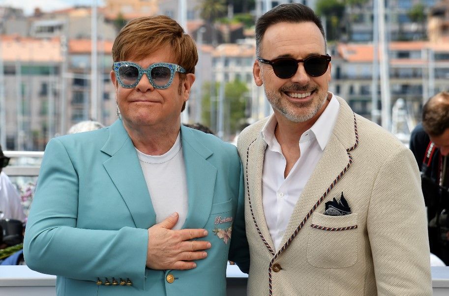 Elton John y su marido David Furnish en la presentación de "Rocketman" en el Festival de Cannes.