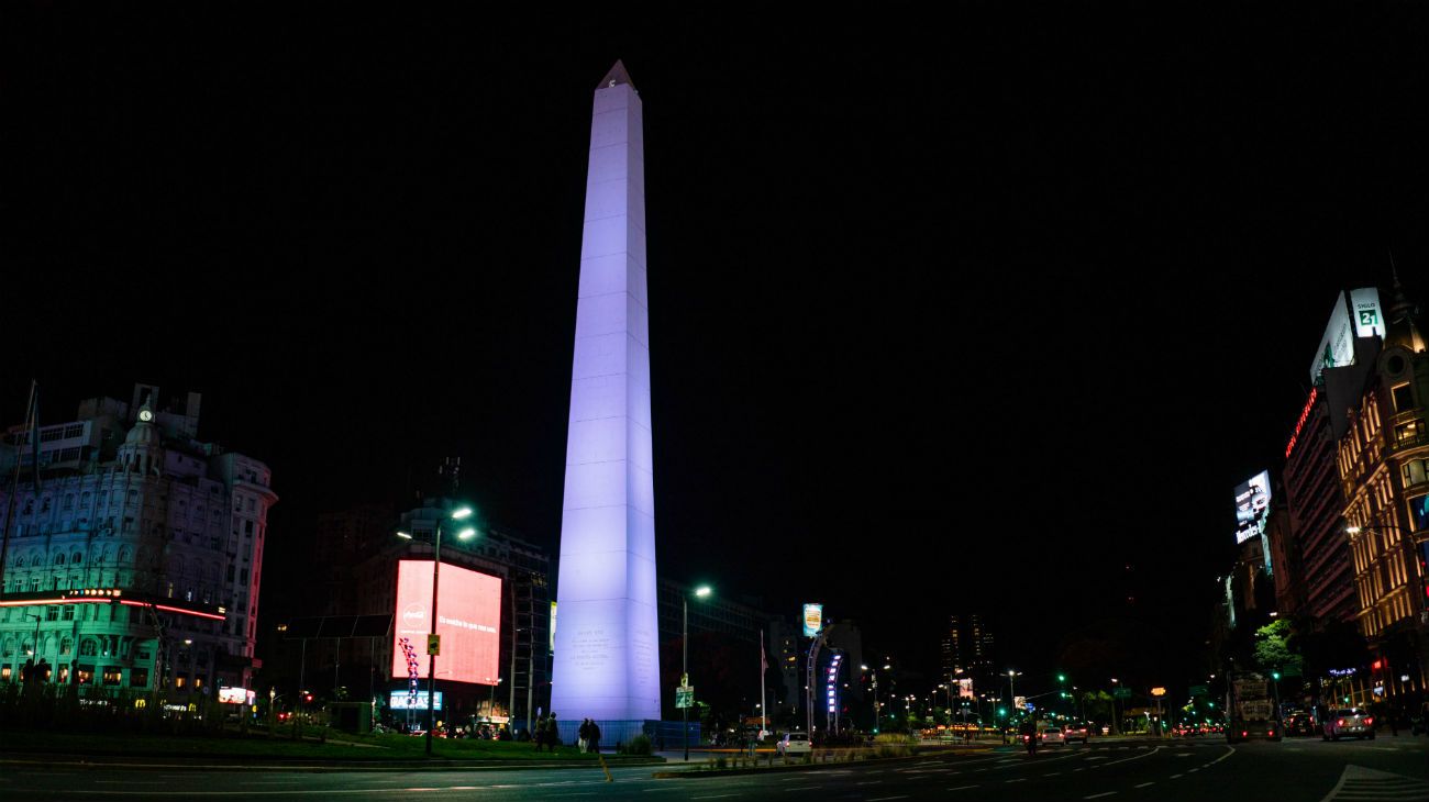 Turistas mostrarán la noche porteña en un streaming de 12 horas. 