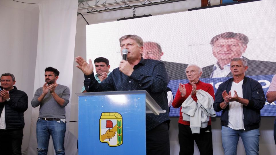 Festejo del peronismo en La Pampa por el triunfo de Ziliotto.