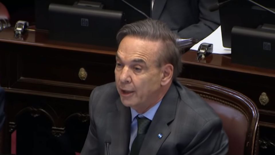 El senador del bloque del PJ, Miguel Ángel Pichetto