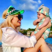 Las primeras vacaciones de Vicky Xipolitakis y su hijo en el Caribe