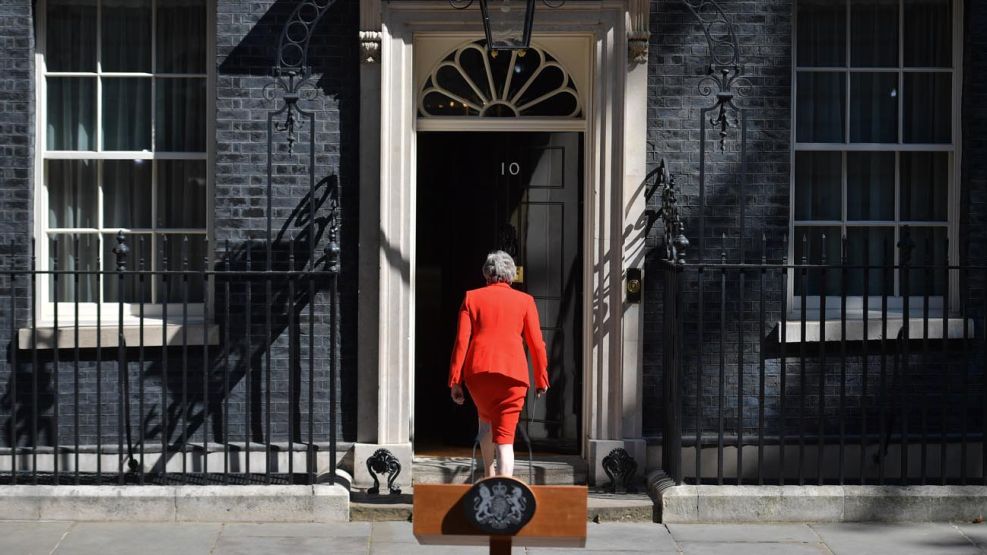 Theresa May renuncia