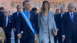 Juliana Awada acaparó las miradas con su look sobrio en el Tedeum del 25 de Mayo