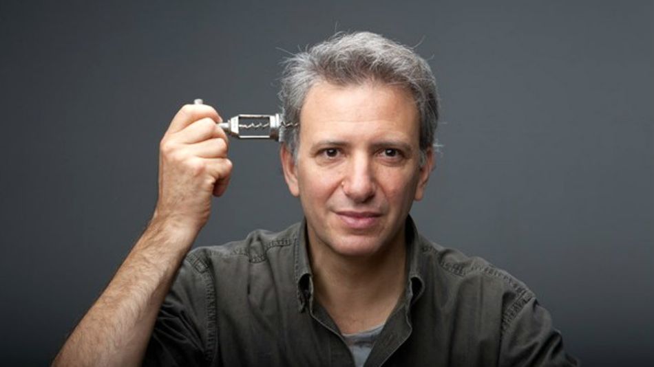 Jonathan Nossiter