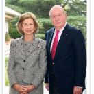 El Rey Juan Carlos se despidió de la exposición pública