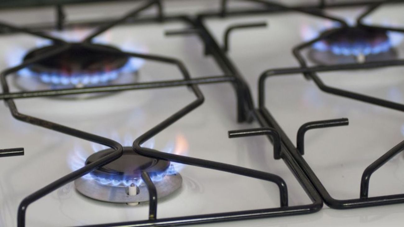 Evitar calefaccionar el ambiente con el horno o las hornallas de la cocina