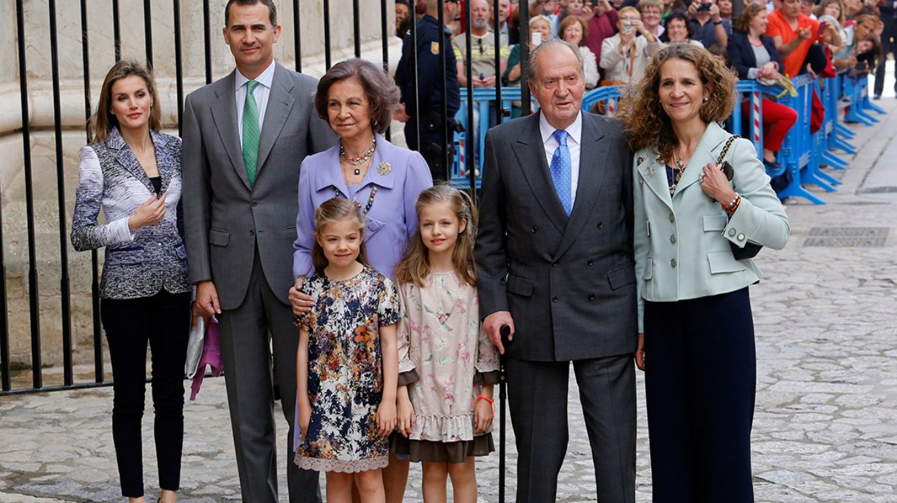 Juan Carlos de Borbón fue rey de España desde 1975 hasta su abdicación en 2014.