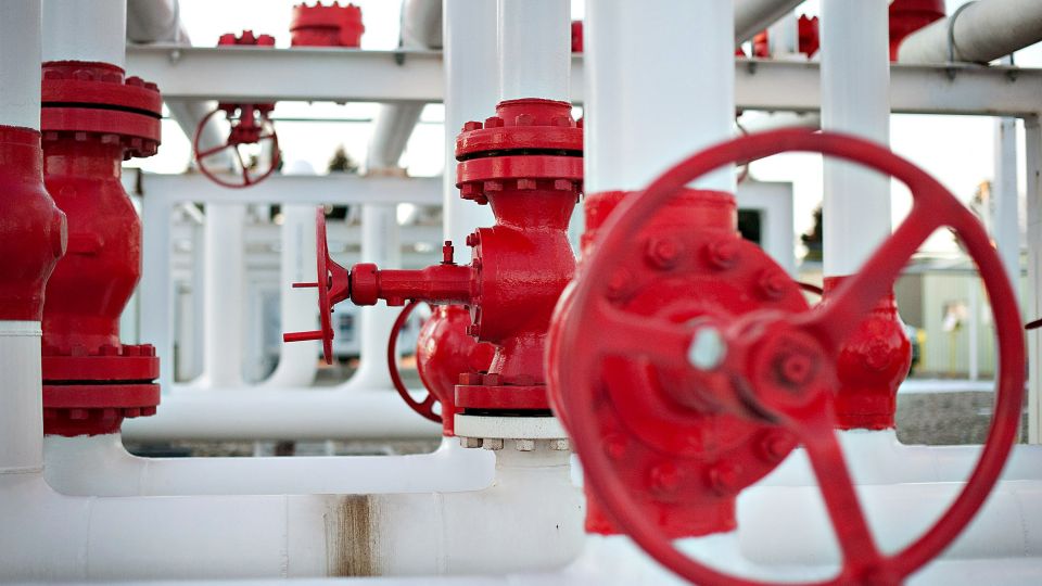 Wall Street Banks Stage Commodities Comeback With Energy's Help