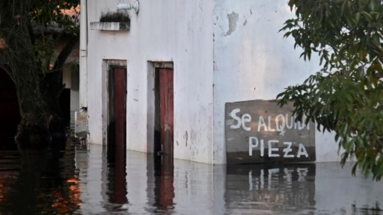 Nanawa, una ciudad bajo agua por el desborde del río Paraguay.