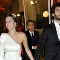 Pampita y Mariano Balcarce, súper enamorados en la gala de la Fundación Huésped