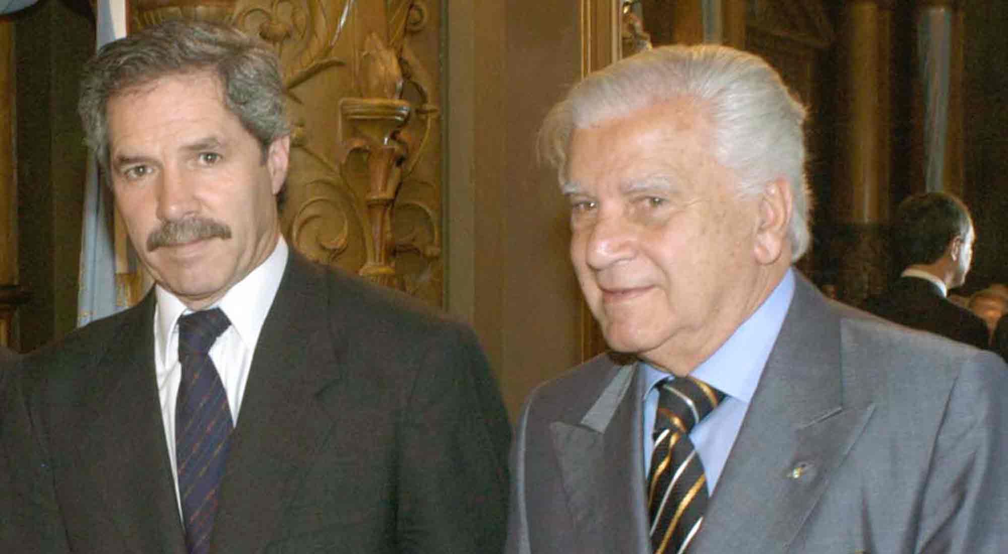 Antonio Cafiero junto a Felipe Solá