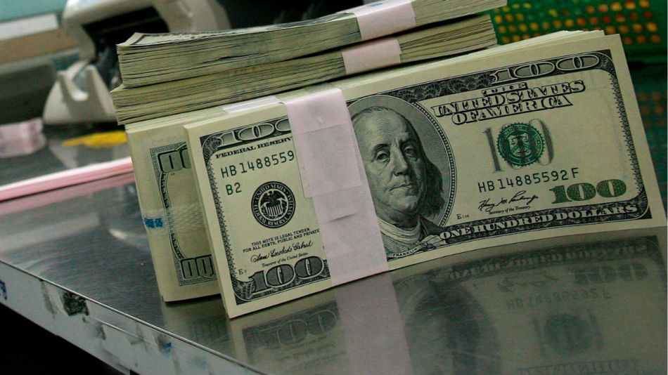 Pax financiera: dólar, tasas y riesgo país en baja