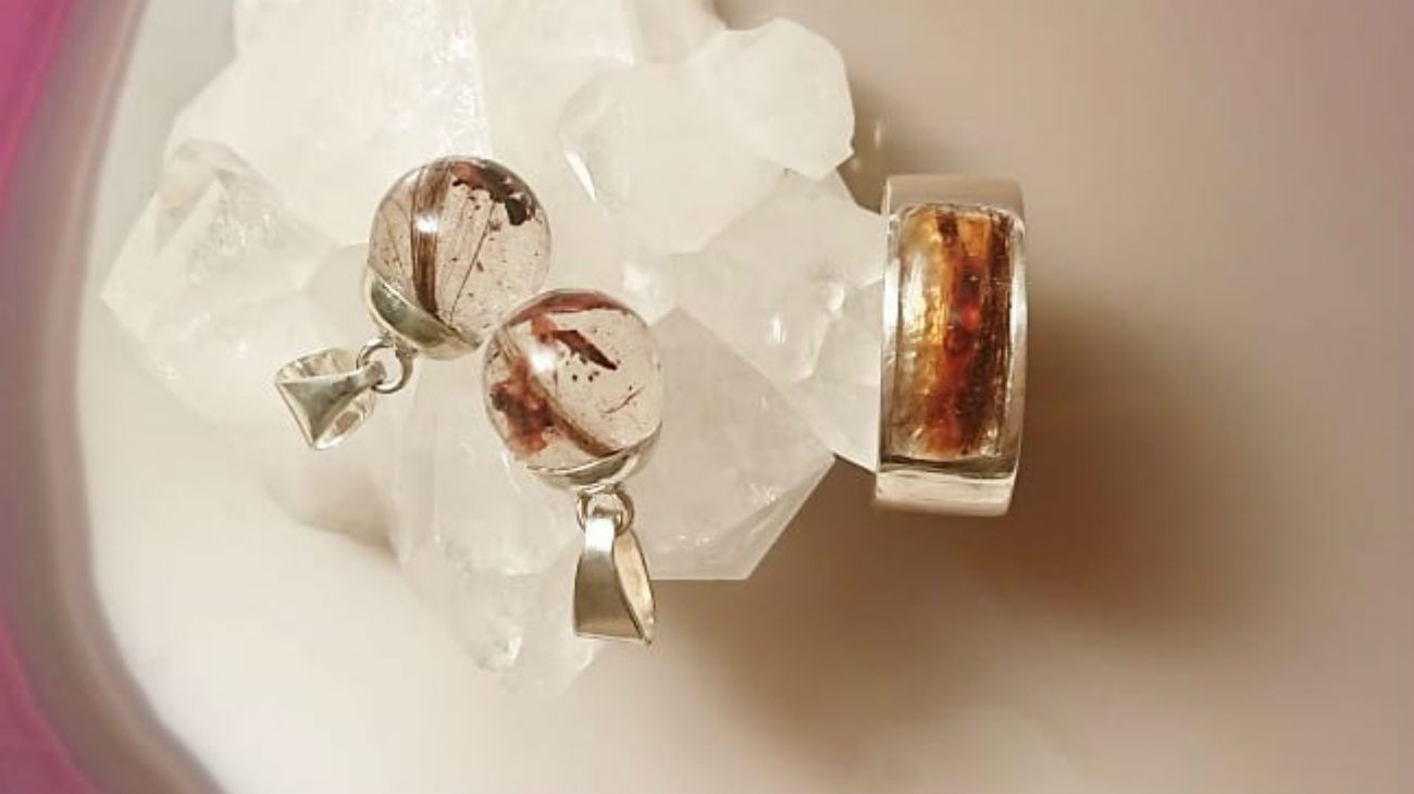 Las particulares joyas de Agustina Kämpfer