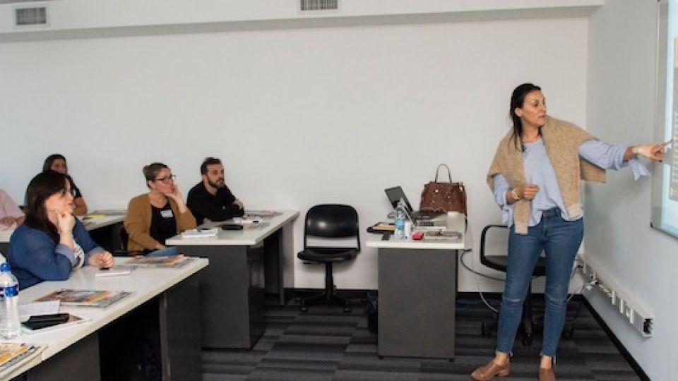 Seminario "Coaching de Redes Sociales para Emprendedores" en Perfil por Nana In Seul