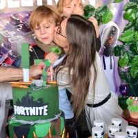 Las mejores fotos del cumpleaños "gamer" de Beltrán, el hijo de Pampita y Vicuña