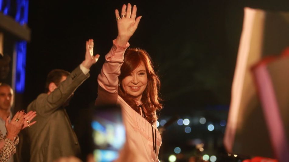 Cristina Kirchner tras la presentación de su libro en Santiago del Estero.