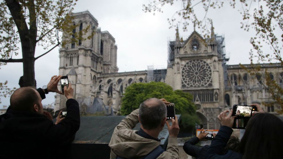 La catedral de Notre Dame sufrió un incendio el 15 de abril. 
