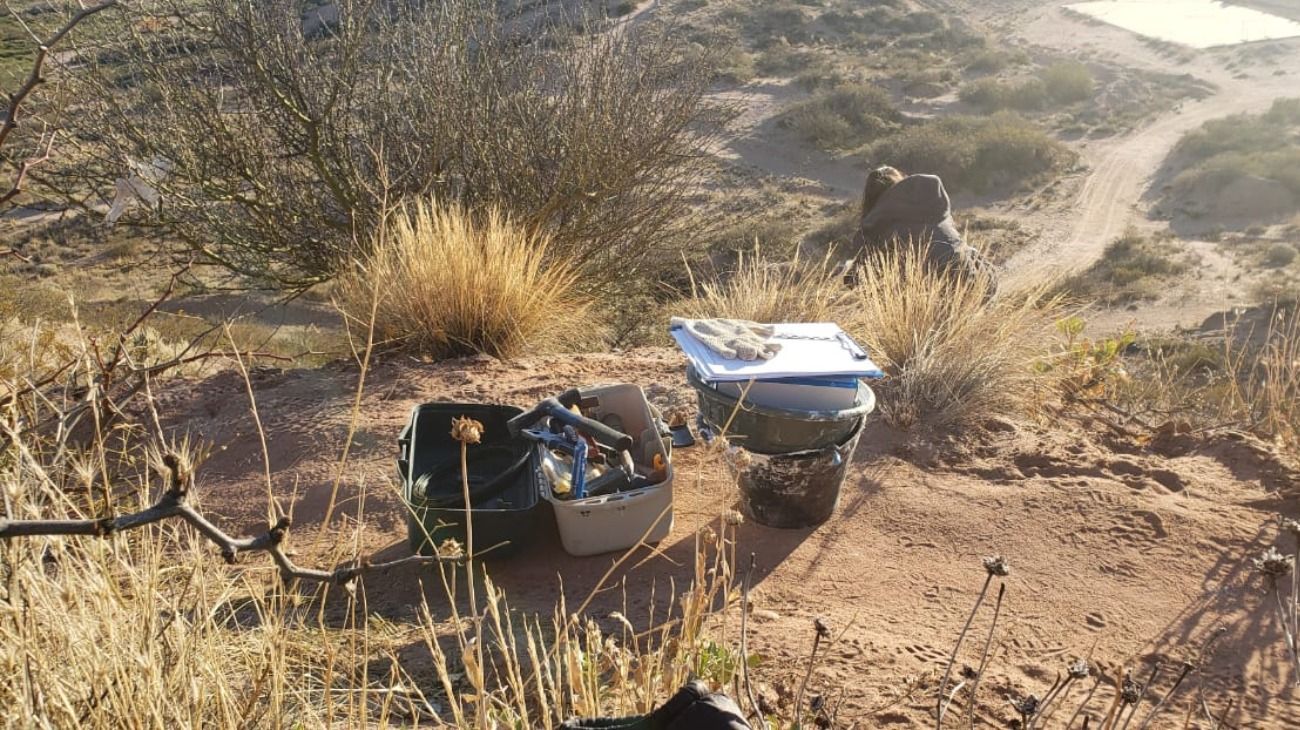 Los restos habían sido hallados por un grupo de alumnos de geología de la Facultad de Ingeniería mientras realizaban salidas de campo con un profesor. 