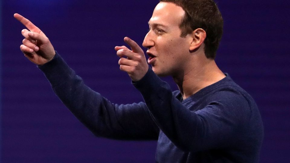 Facebook hits the dating scene