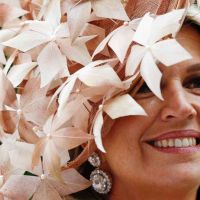Máxima de Holanda eligió un look "indescriptible" para asistir a las carreras de Ascot