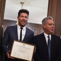 Cholo Simeone, Personalidad distinguida.