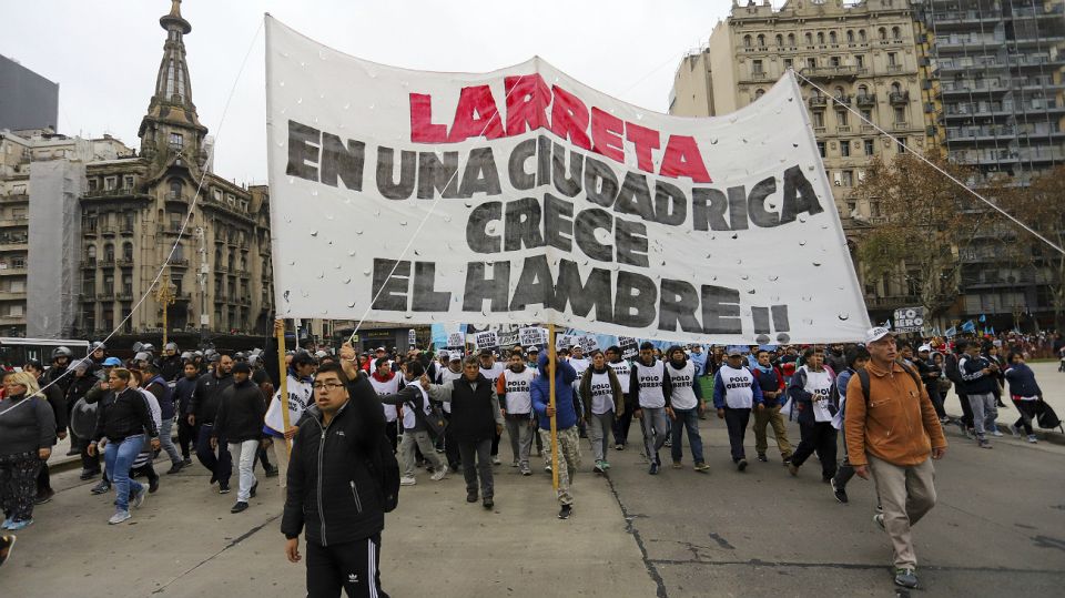 Marcha en reclamo por los comedores en la Ciudad de Buenos Aires.