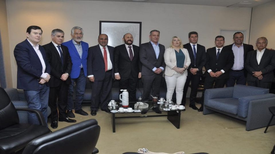 Los gobernadores peronistas se alistan para la campaña nacional.
