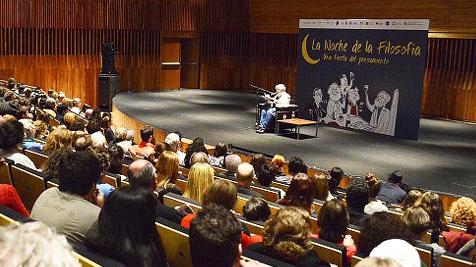 20190628_filosofia_noche_cedoc_g.jpg