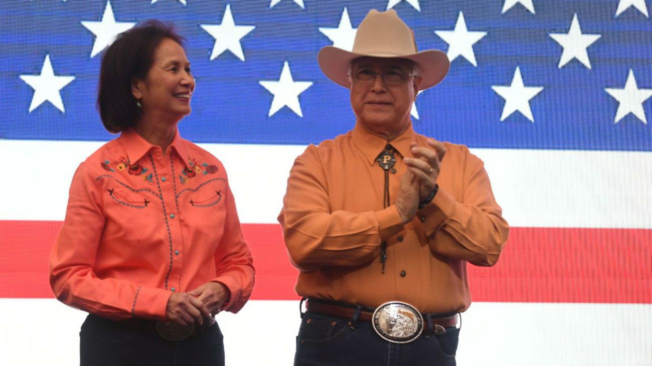 El embajador de los Estados Unidos, Edward Prado, eligió hacer una fiesta inspirada en su estado natal para celebrar, unos días antes, la conmemoración de la independencia de su país.