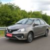 3° Toyota Etios.